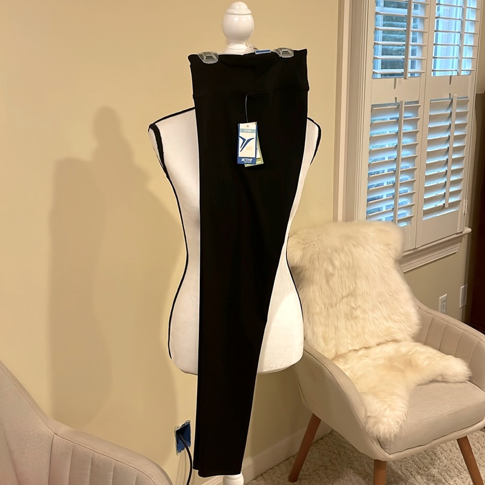 NWT old navy yoga pants